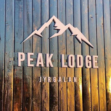 Peak Lodge Jyrgalan 外观 照片