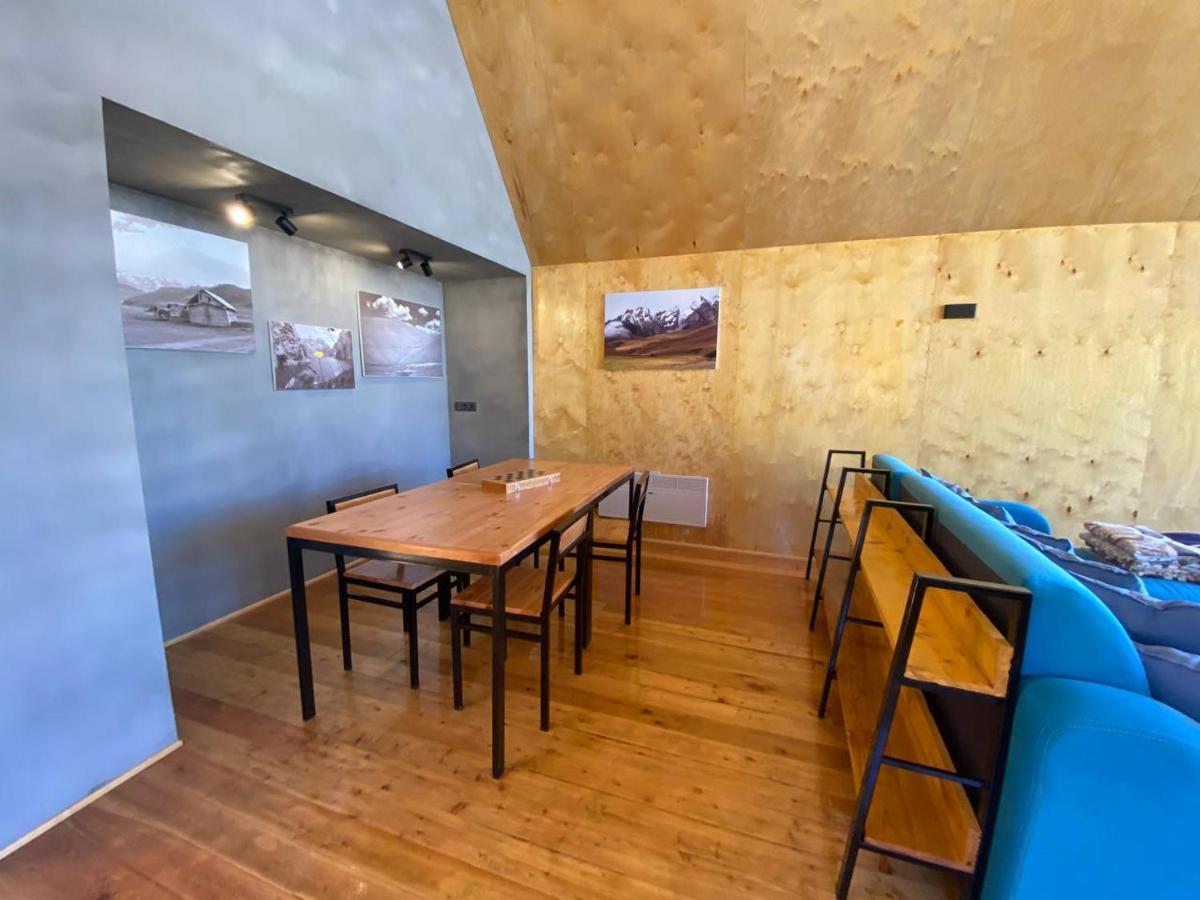 Peak Lodge Jyrgalan 外观 照片