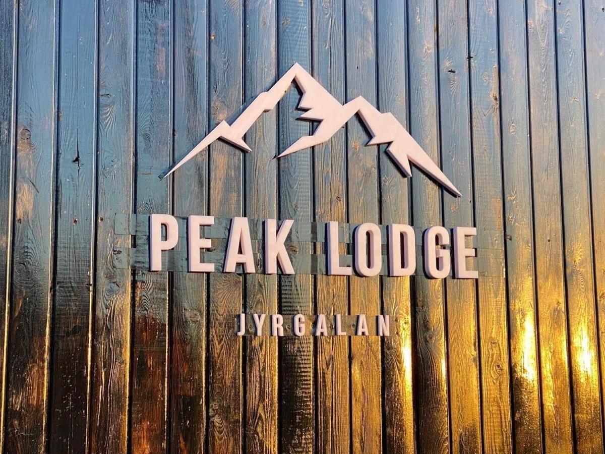 Peak Lodge Jyrgalan 外观 照片