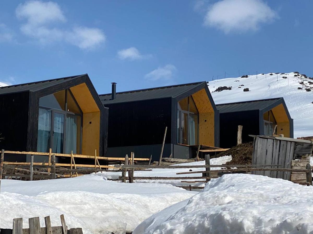 Peak Lodge Jyrgalan 外观 照片
